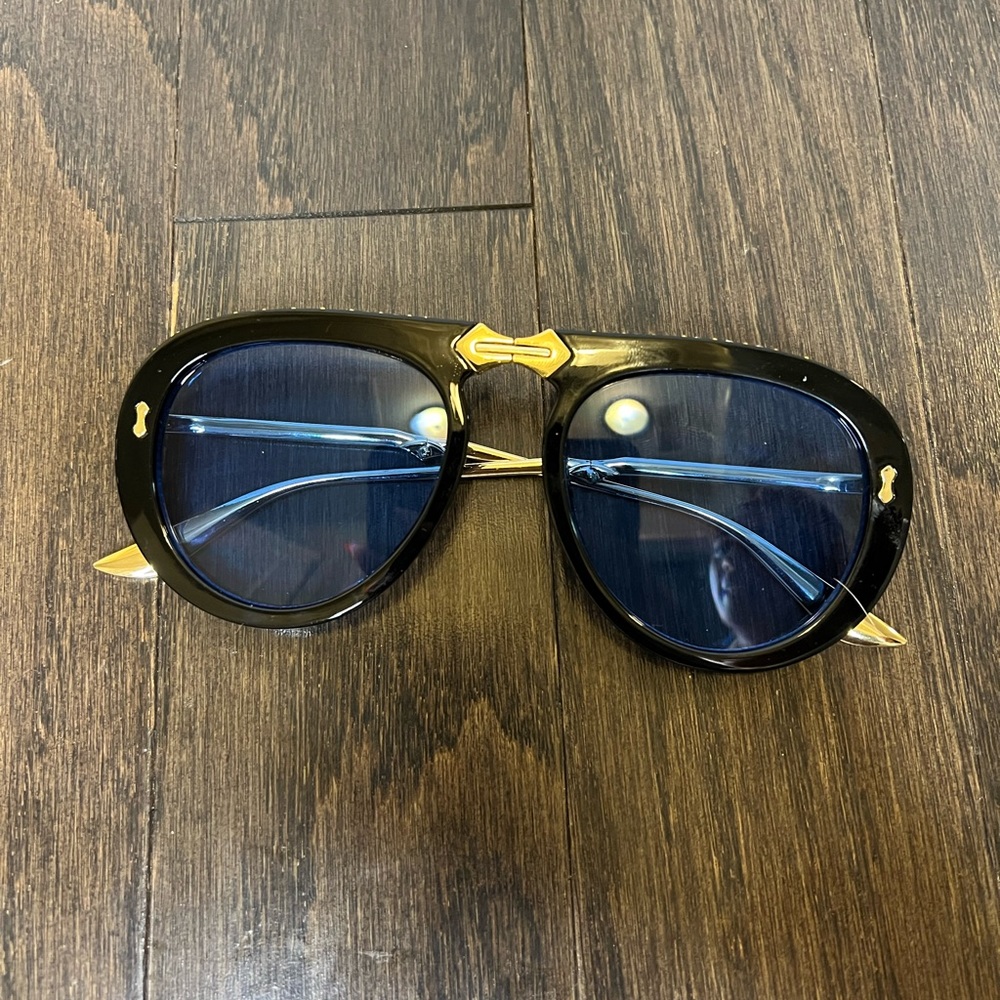Blue foldable shades with crystal detailing on the top